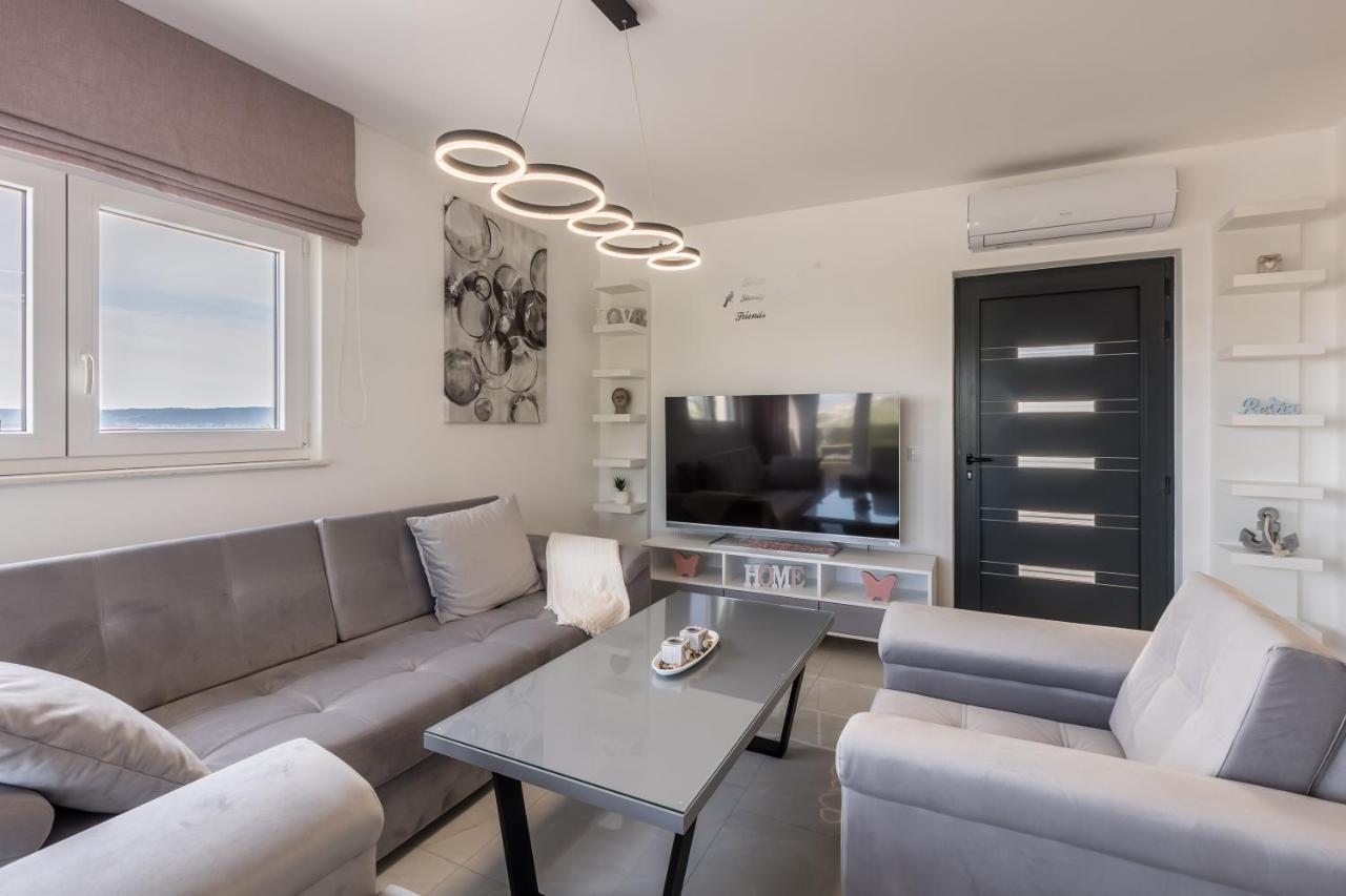 Luxury Apartments Katarina Kaštela Buitenkant foto