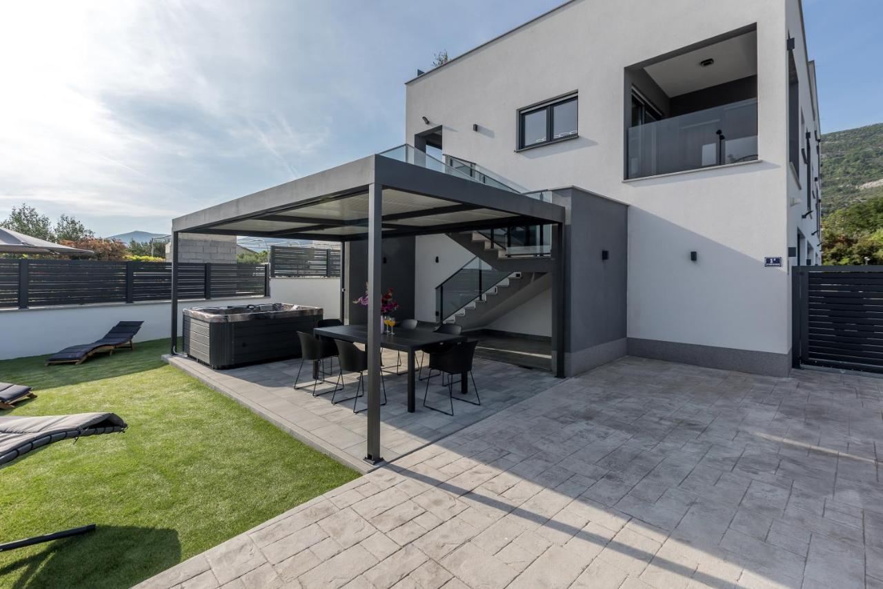 Luxury Apartments Katarina Kaštela Buitenkant foto