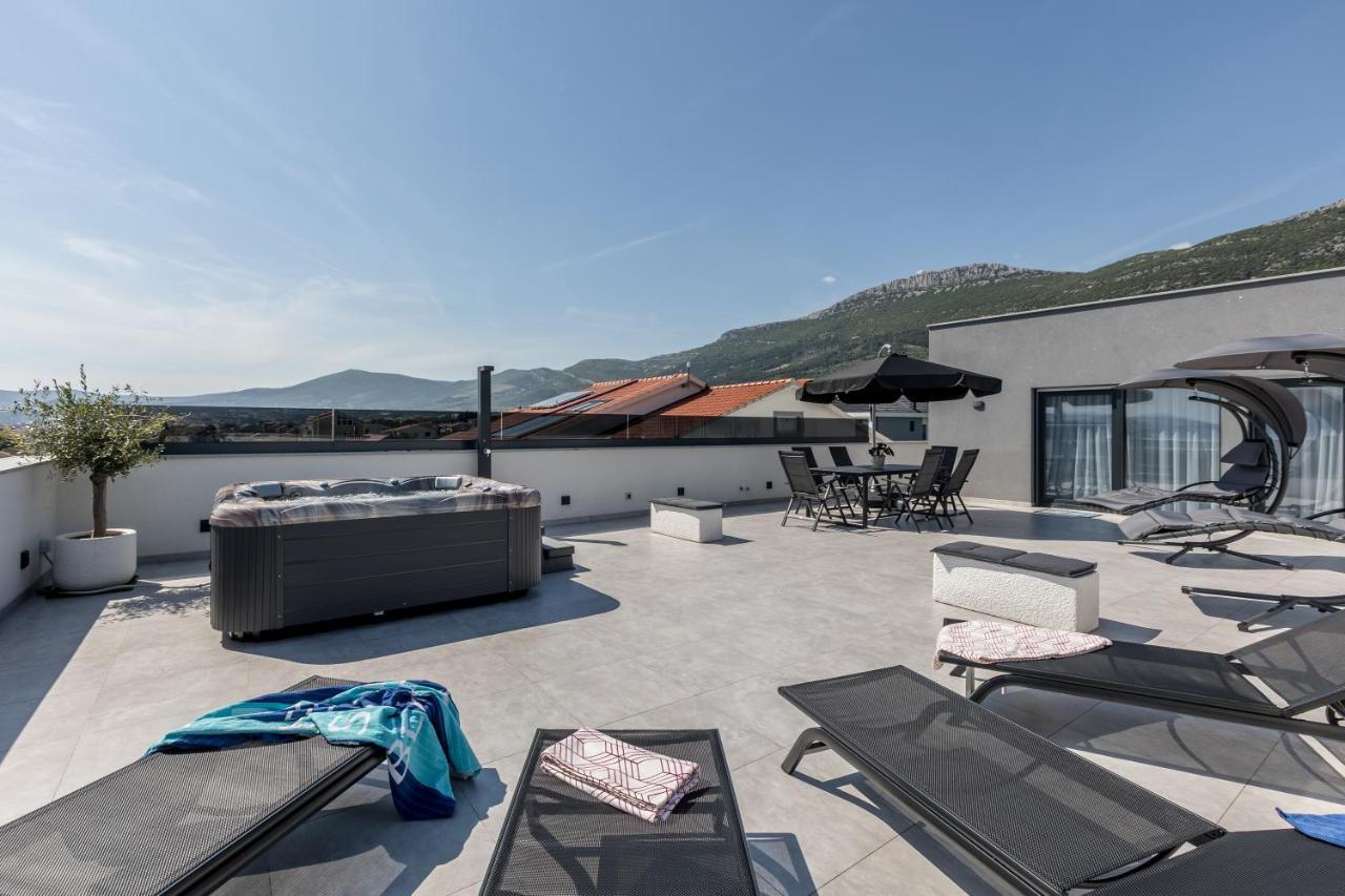 Luxury Apartments Katarina Kaštela Buitenkant foto