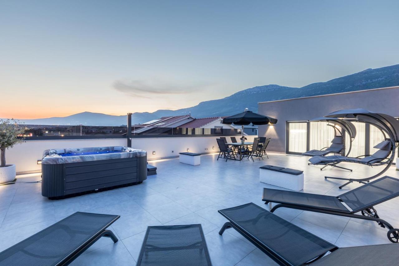 Luxury Apartments Katarina Kaštela Buitenkant foto